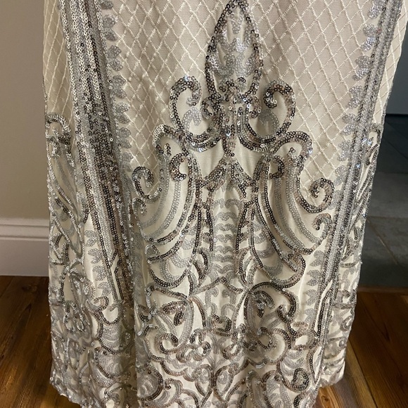 Formal Dress, never worn - Picture 6 of 6